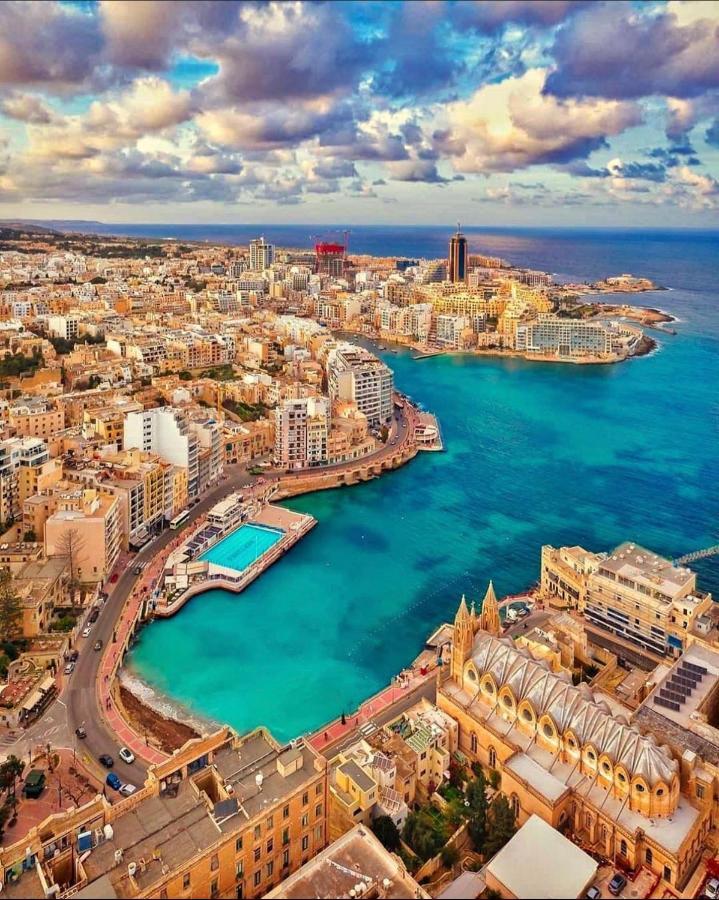 Balluta Bay Spacious Apt - 2Br Sliema Esterno foto