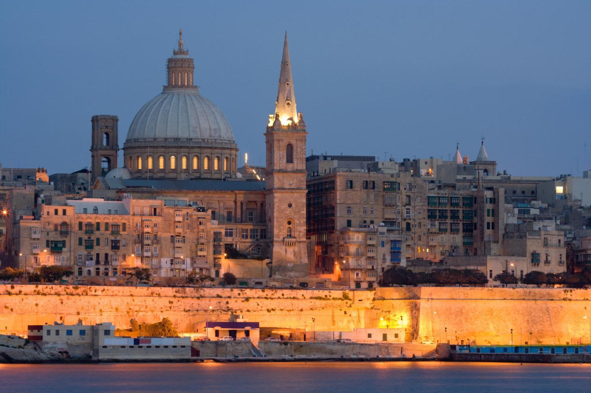 Balluta Bay Spacious Apt - 2Br Sliema Esterno foto