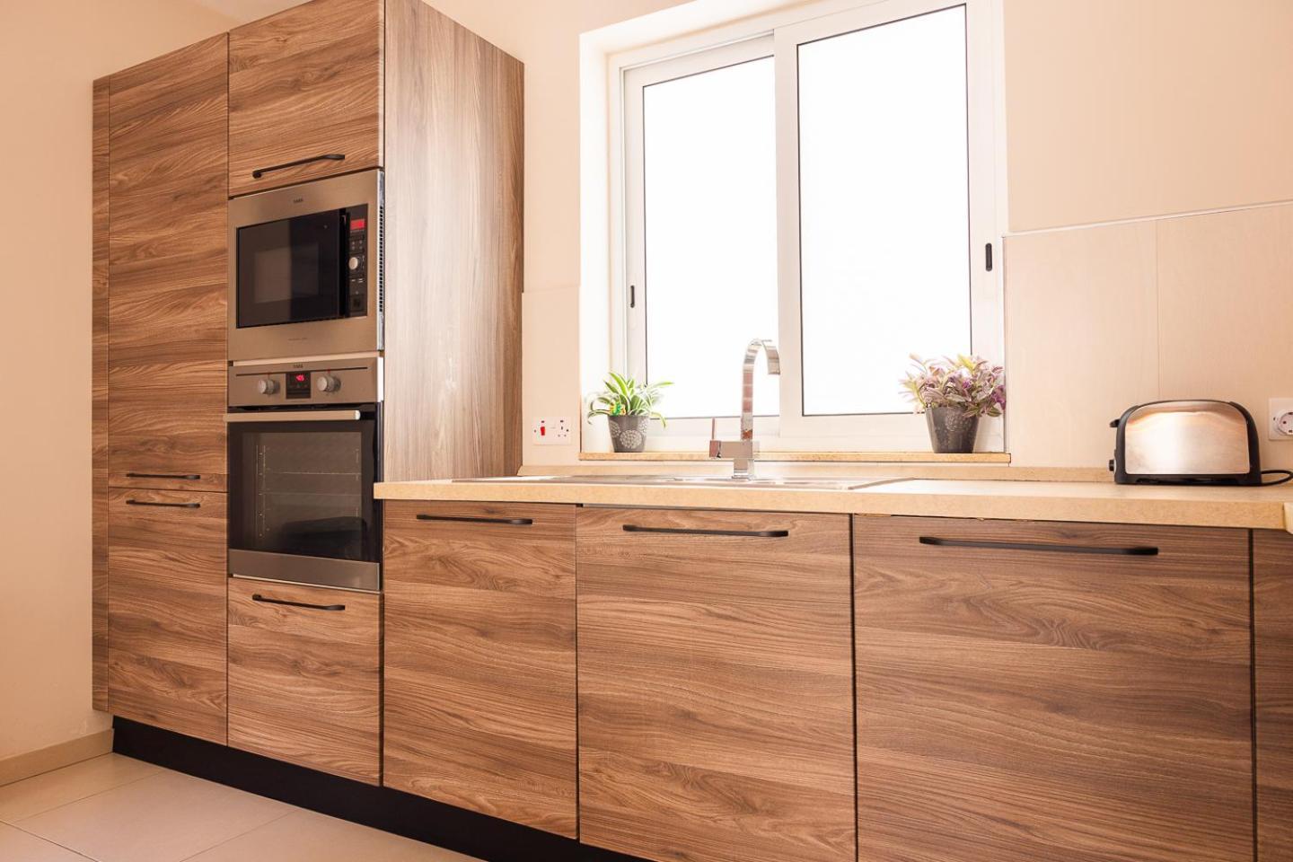 Balluta Bay Spacious Apt - 2Br Sliema Esterno foto